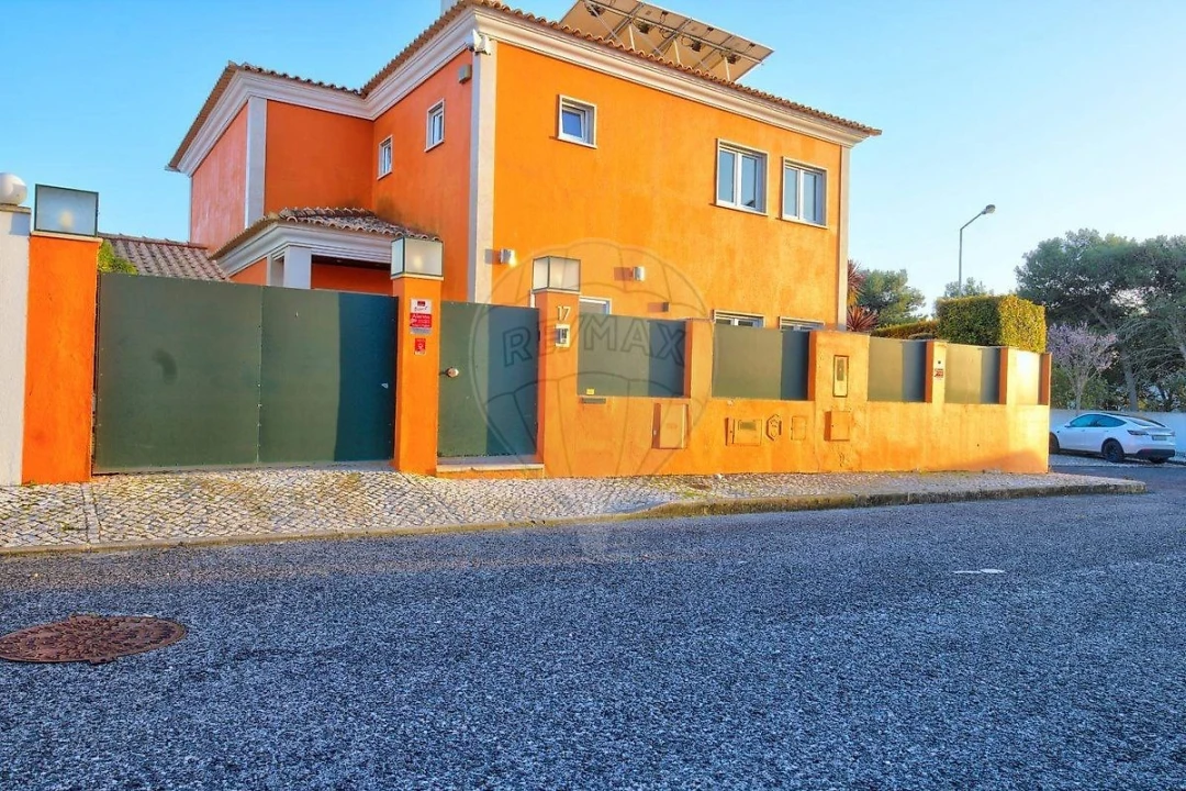 Moradia T4 para Venda em Cascais e Estoril Foto 24