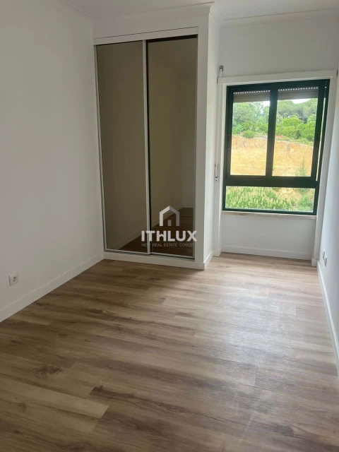 Apartamento T3 para Venda em Laranjeiro e Feijó