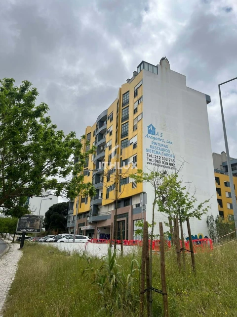 Apartamento T3 para Venda em Laranjeiro e Feijó