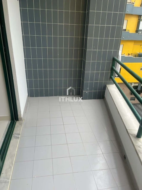 Apartamento T3 para Venda em Laranjeiro e Feijó