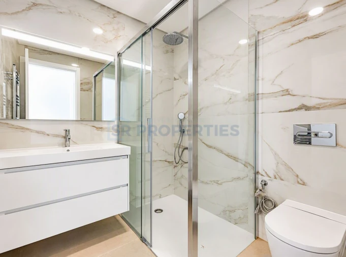 Apartamento T2 para Venda em Quarteira Foto 6