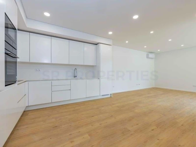 Apartamento T2 para Venda em Quarteira Foto 7