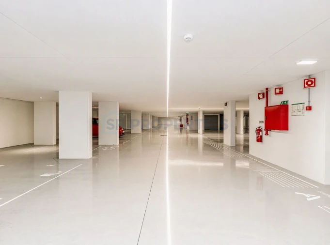 Apartamento T2 para Venda em Quarteira Foto 18
