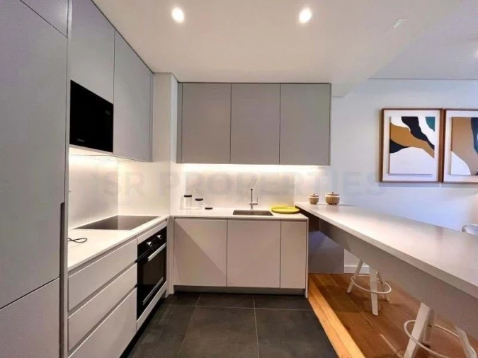 Apartamento T2 para Venda em Quarteira Foto 4