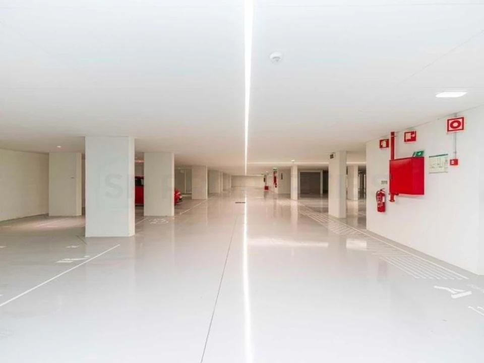 Apartamento T2 para Venda em Quarteira Foto 23