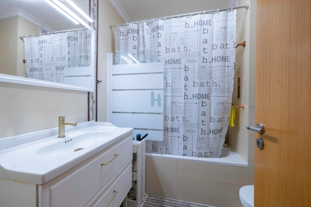 Apartamento T2 para Venda em Portimão Foto 15