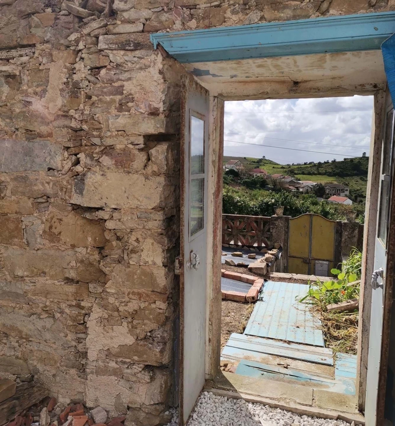 Quinta T3 para Venda em Vila Verde dos Francos Foto 4