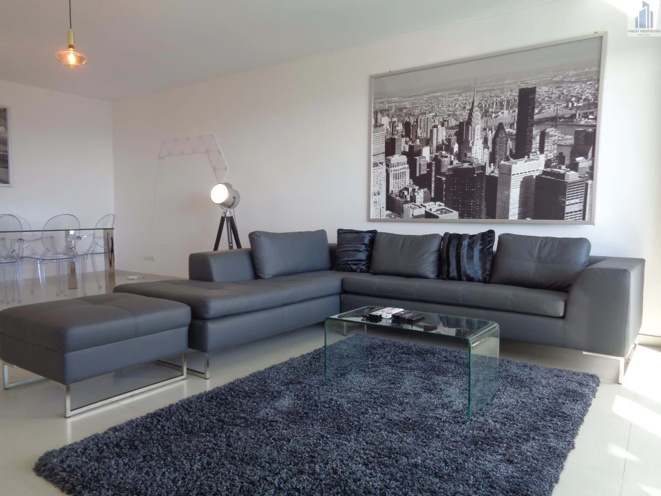 Apartamento T2 para Venda em Caniço Foto 16