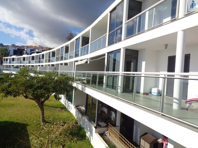 Apartamento T2 para Venda em Caniço Foto 30