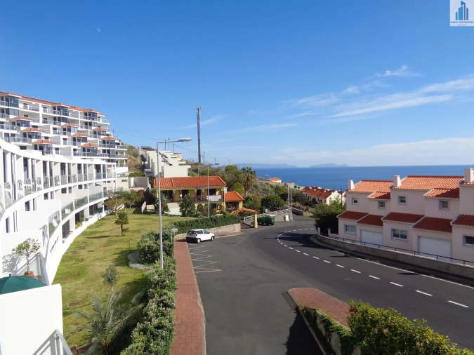 Apartamento T2 para Venda em Caniço Foto 2