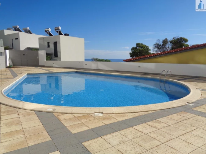 Apartamento T2 para Venda em Caniço Foto 26