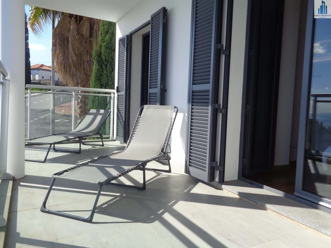 Apartamento T2 para Venda em Caniço Foto 3