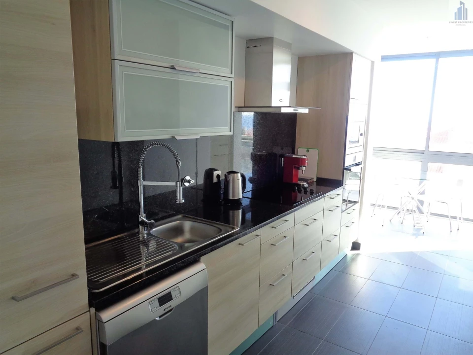 Apartamento T2 para Venda em Caniço Foto 18