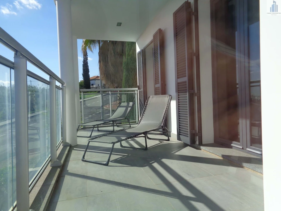 Apartamento T2 para Venda em Caniço Foto 19