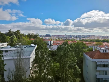 Apartamento T3 para Venda em Benfica