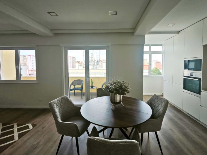 Apartamento T3 para Venda em Benfica Foto 6