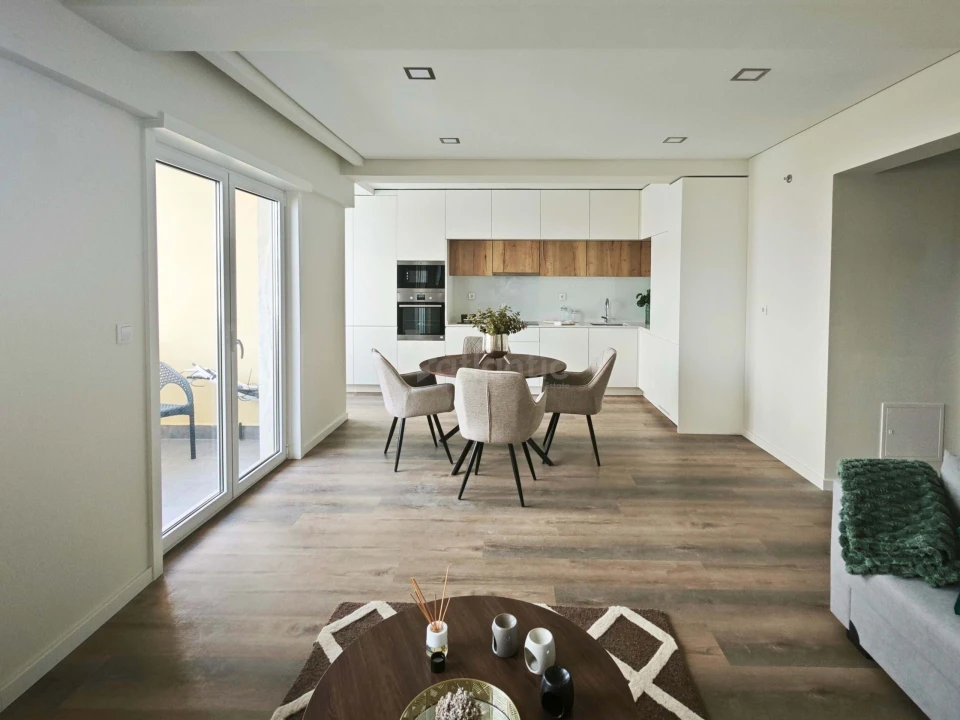 Apartamento T3 para Venda em Benfica Foto 4