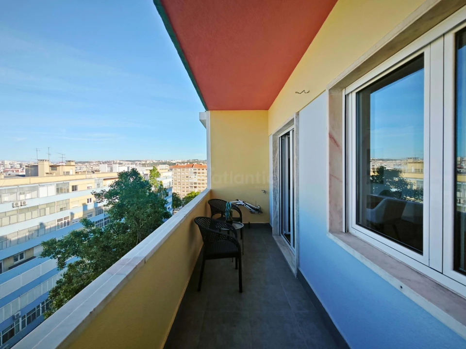Apartamento T3 para Venda em Benfica Foto 20