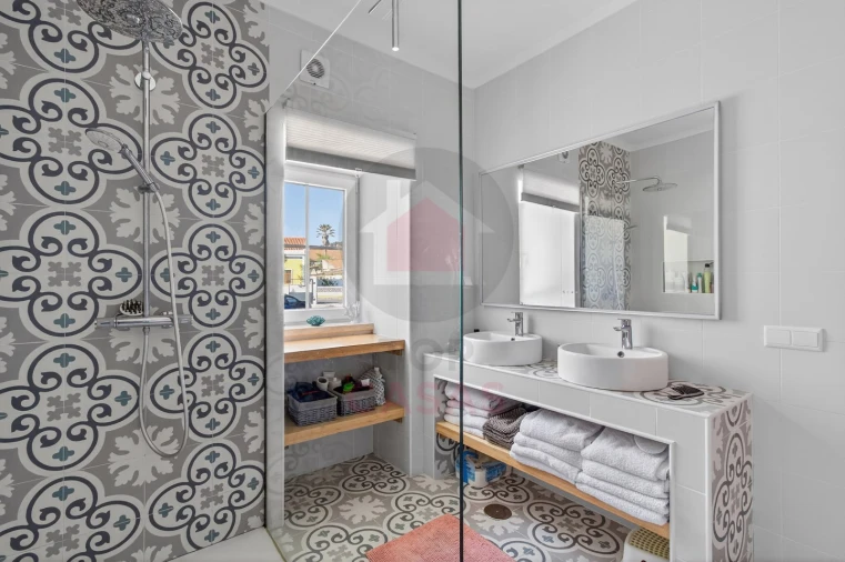 Moradia T7 para Venda em Foz do Arelho Foto 22