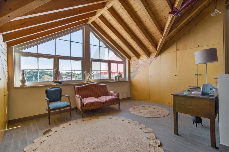 Moradia T7 para Venda em Foz do Arelho Foto 30