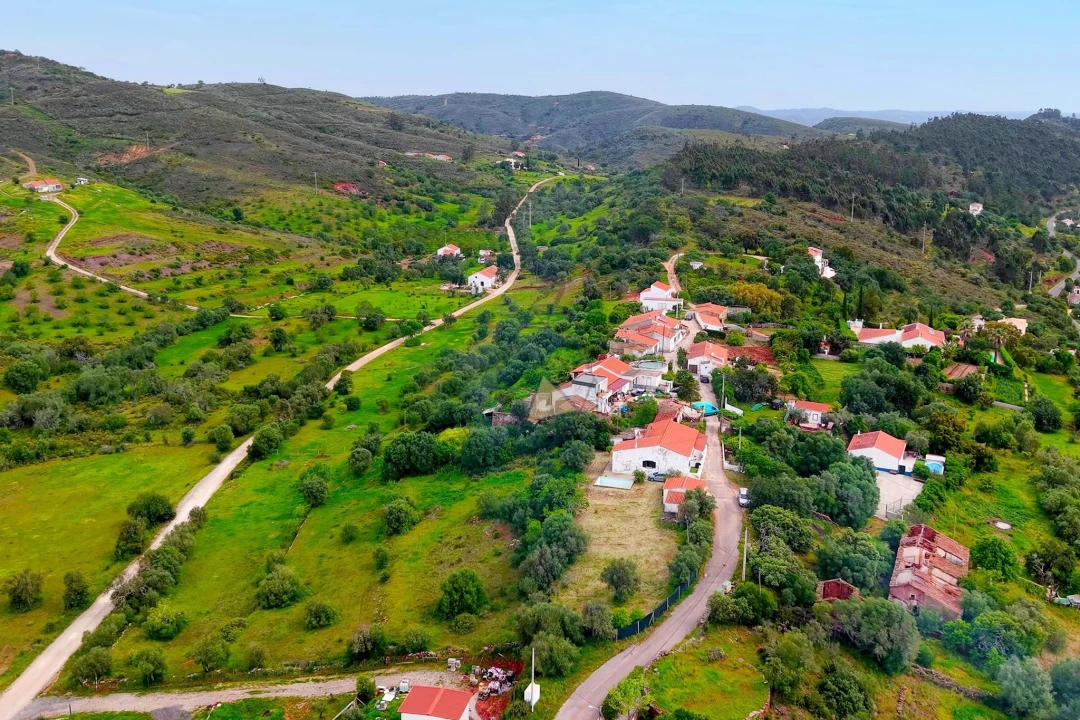 Moradia T3 para Venda em São Bartolomeu de Messines Foto 63