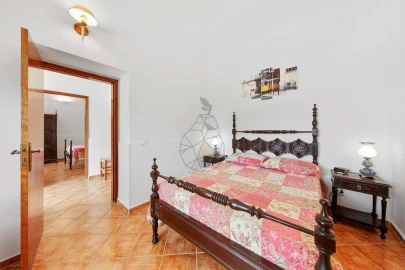 Moradia T3 para Venda em São Bartolomeu de Messines