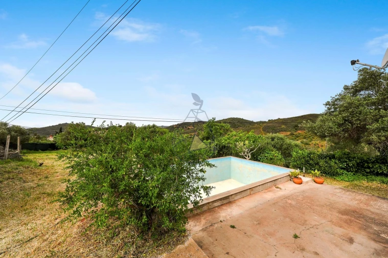 Moradia T3 para Venda em São Bartolomeu de Messines Foto 9