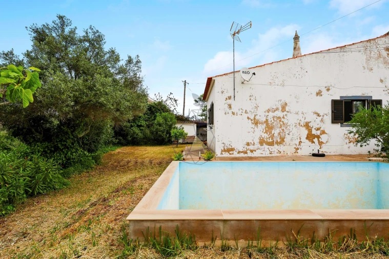 Moradia T3 para Venda em São Bartolomeu de Messines Foto 47