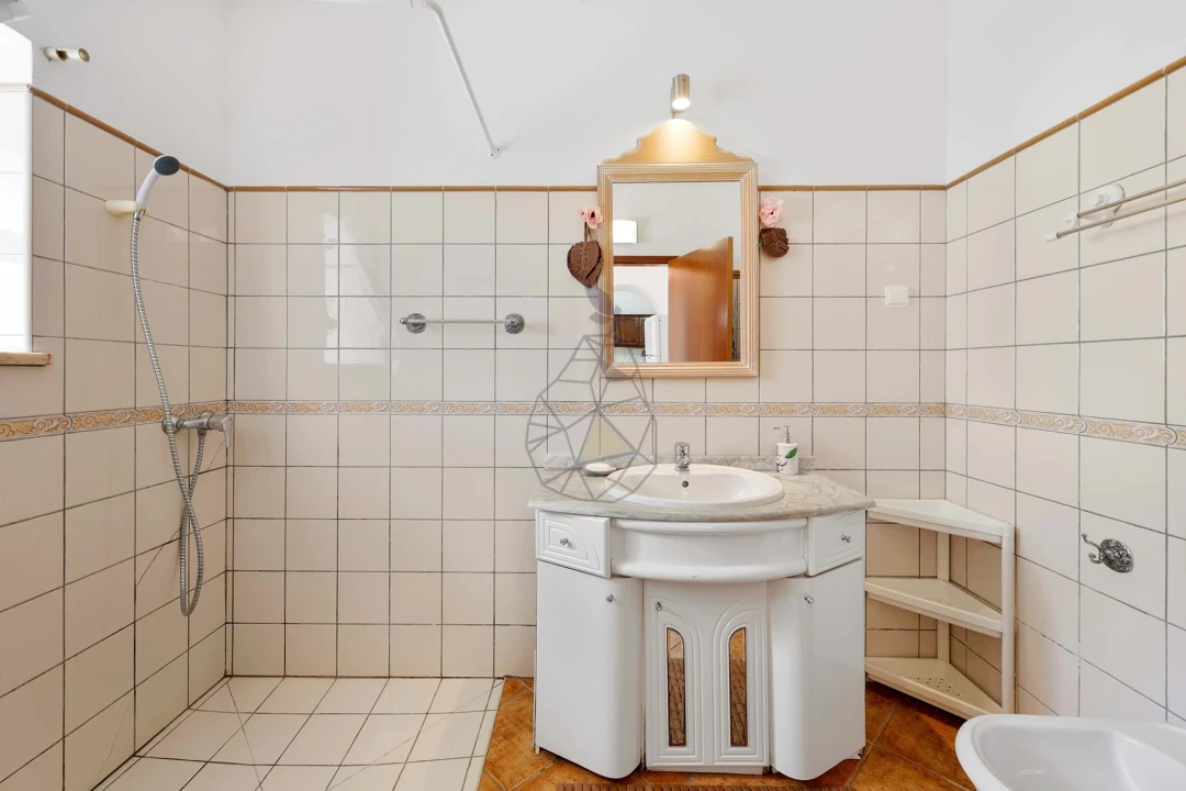 Moradia T3 para Venda em São Bartolomeu de Messines Foto 39