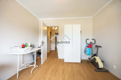 Apartamento T3 para Arrendamento em Vilar de Andorinho