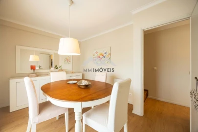 Apartamento T3 para Arrendamento em Vilar de Andorinho