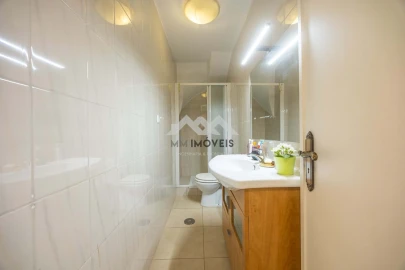 Apartamento T3 para Arrendamento em Vilar de Andorinho