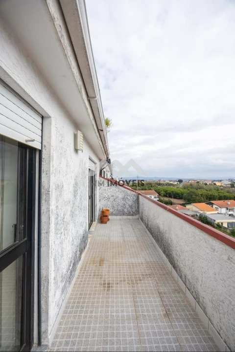 Apartamento T3 para Arrendamento em Vilar de Andorinho