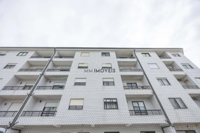 Apartamento T3 para Arrendamento em Vilar de Andorinho