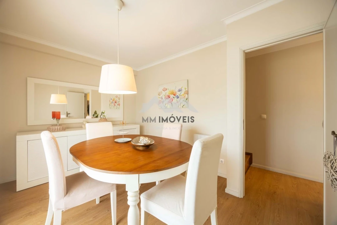 Apartamento T3 para Arrendamento em Vilar de Andorinho Foto 19