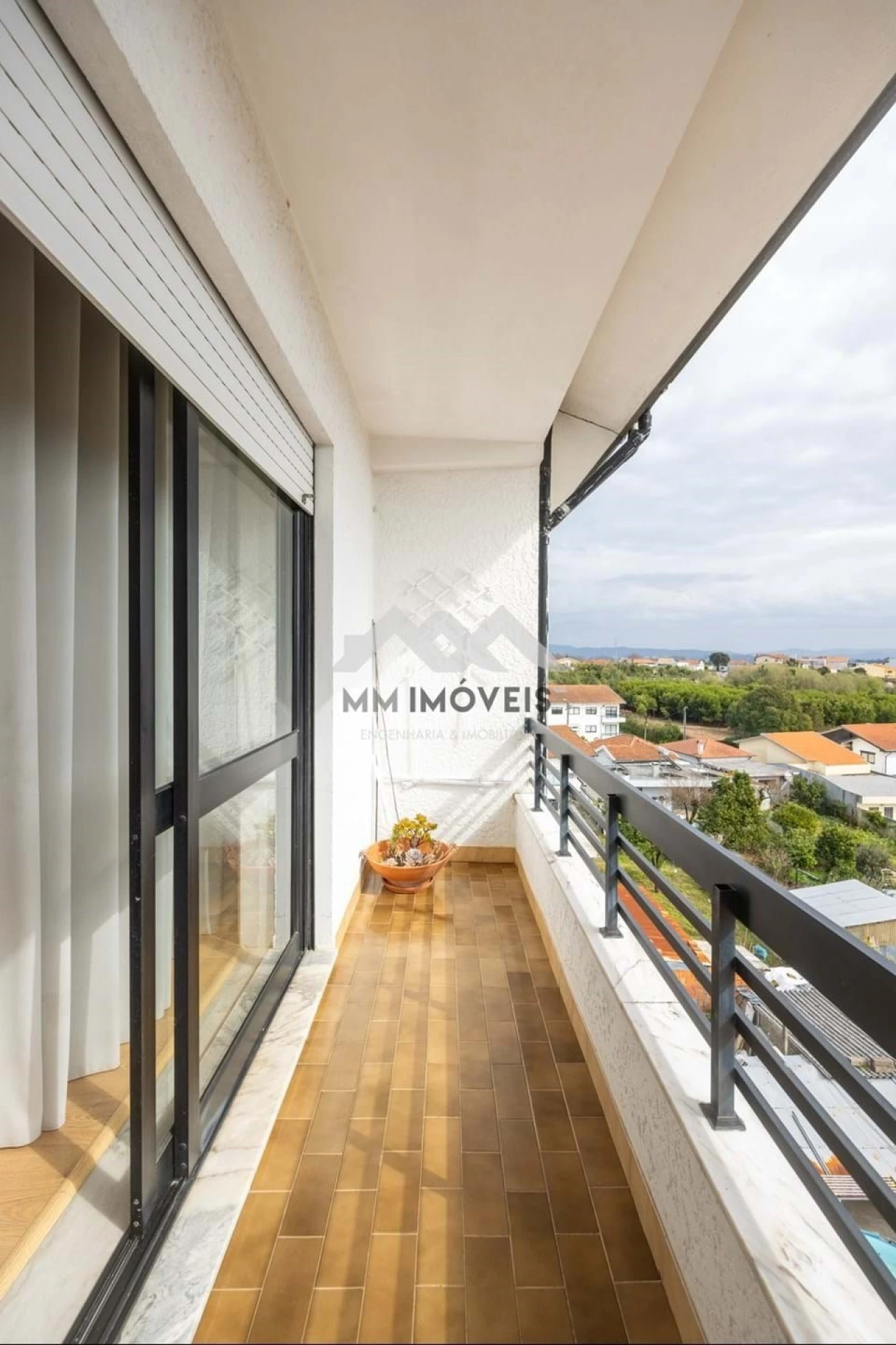 Apartamento T3 para Arrendamento em Vilar de Andorinho Foto 7