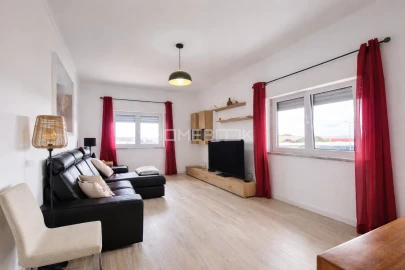 Apartamento T2 para Arrendamento em Seixal