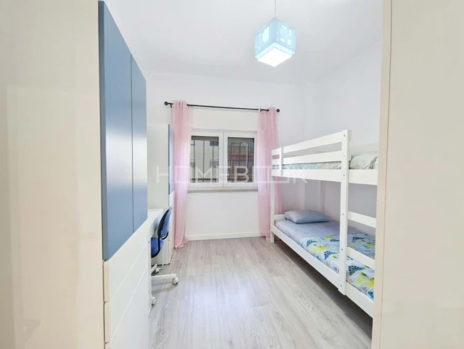 Apartamento T2 para Arrendamento em Seixal Foto 14
