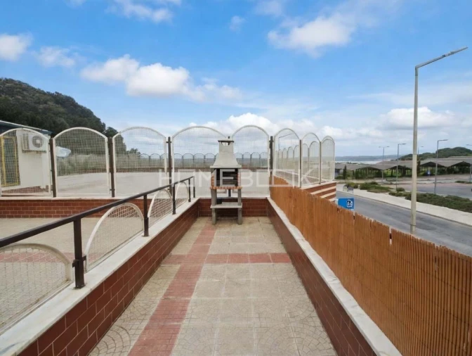 Apartamento T2 para Arrendamento em Seixal Foto 4