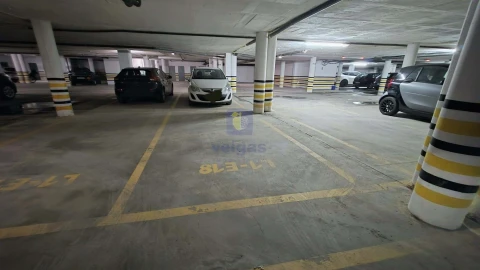 Garagem para Arrendamento em Bombarral e Vale Covo