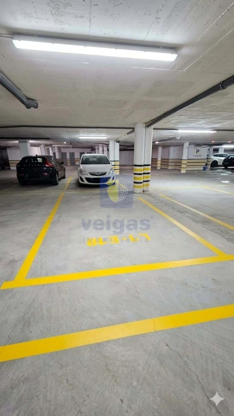 Garagem para Arrendamento em Bombarral e Vale Covo