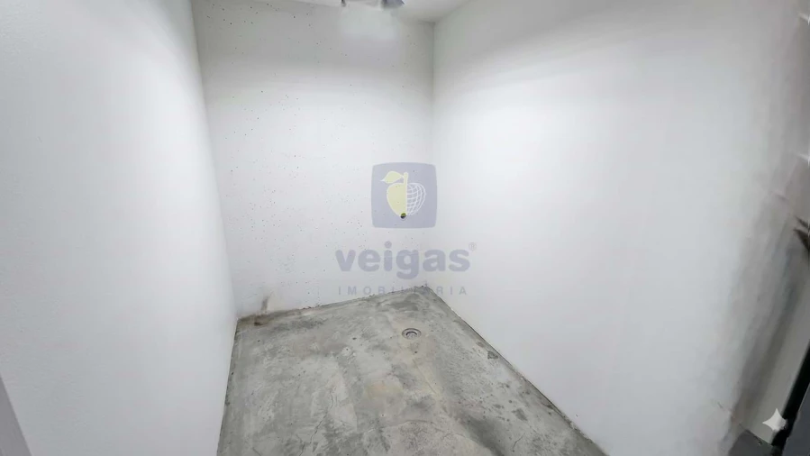 Garagem para Arrendamento em Bombarral e Vale Covo Foto 2