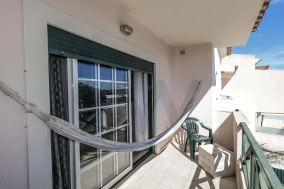 Moradia T3 para Venda em Ferreiras