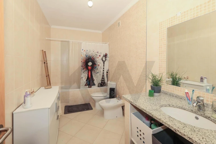 Moradia T3 para Venda em Ferreiras Foto 22