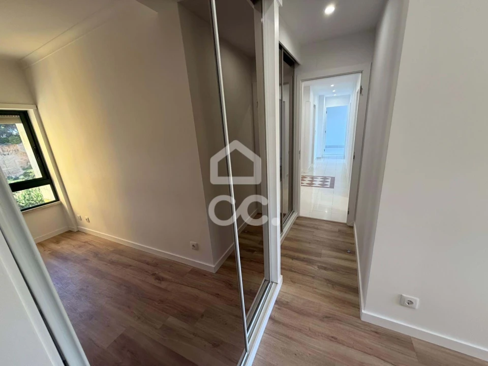 Apartamento T3 para Venda em Laranjeiro e Feijó Foto 17