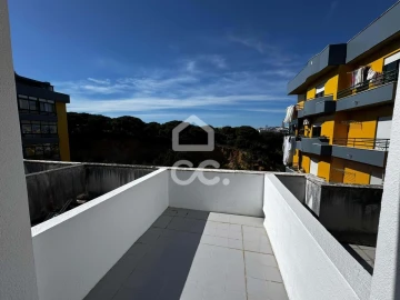 Apartamento T3 para Venda em Laranjeiro e Feijó