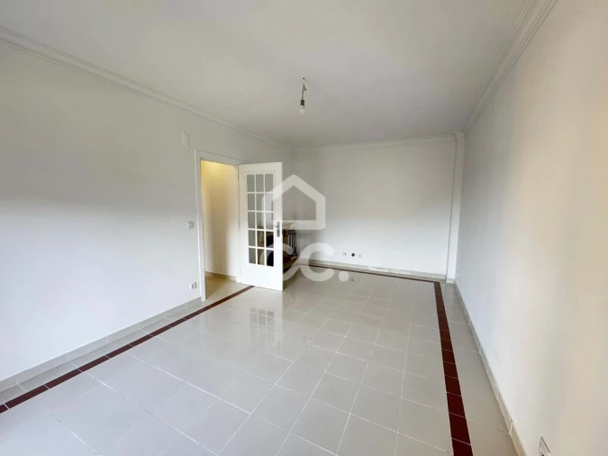 Apartamento T3 para Venda em Laranjeiro e Feijó Foto 6