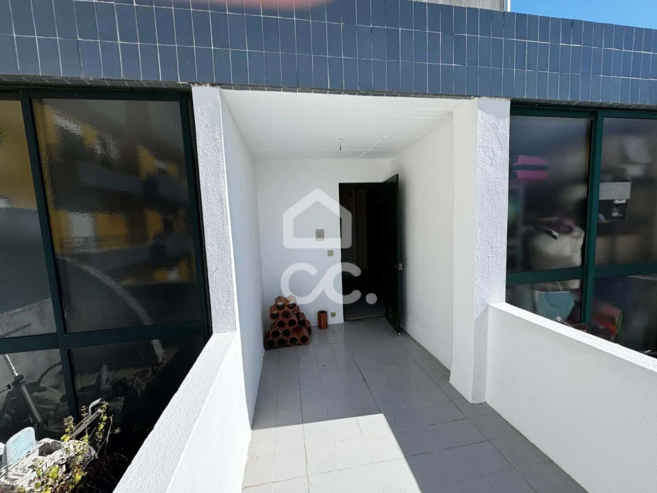 Apartamento T3 para Venda em Laranjeiro e Feijó Foto 30