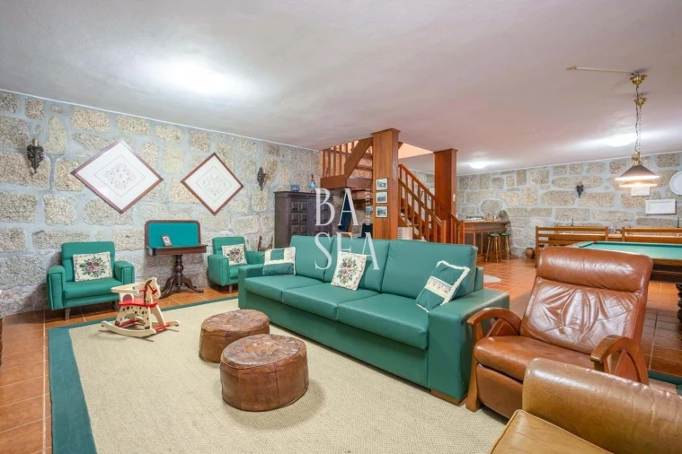 Moradia T3 para Venda em Bouro (Santa Maria) Foto 4