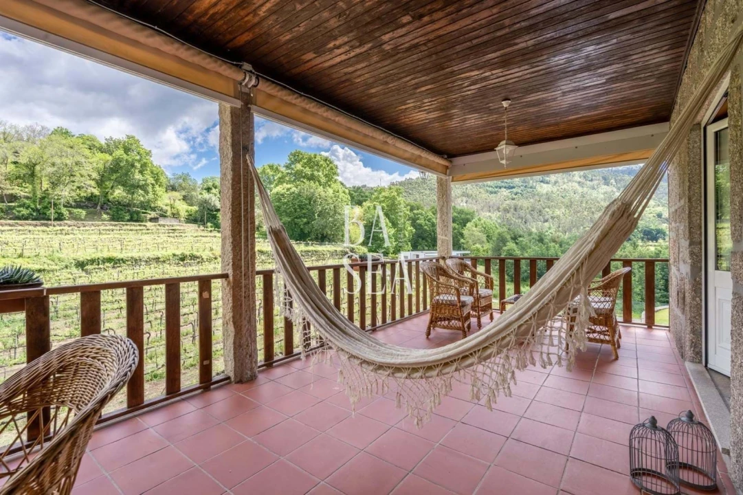 Moradia T3 para Venda em Bouro (Santa Maria) Foto 10